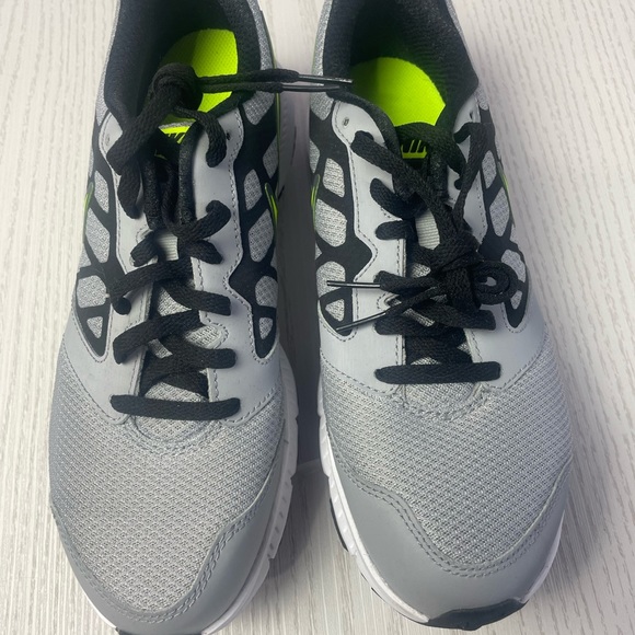 Nike Downshifter Sneakers in Grey, Volt & Black Men Sz 7 - Picture 4 of 12